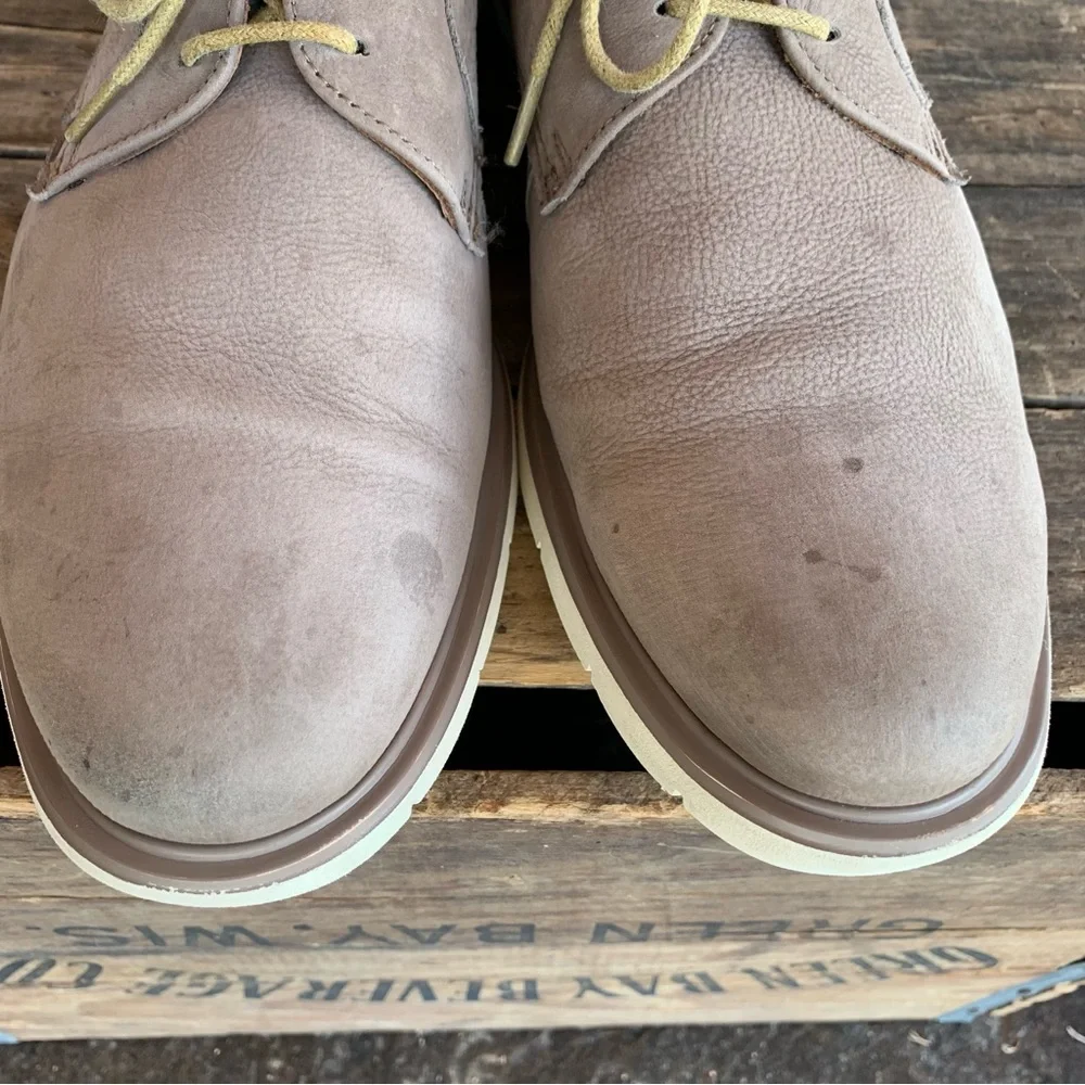 LLoyd Hadar Taupe Chukka Boot